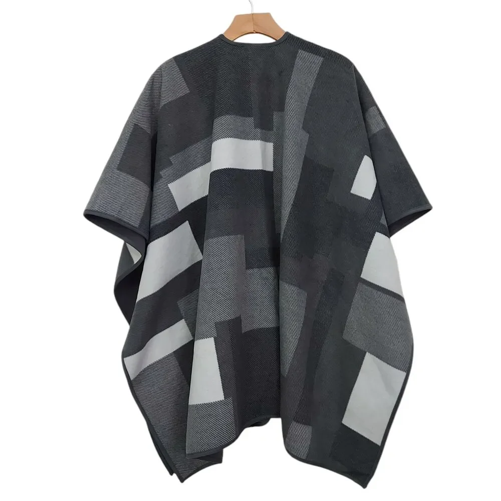 Woolrich Fleece Wrap Shawl Cape Womens One Size Gray Reversible Cozy Warm Poncho